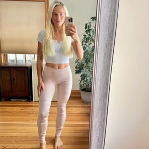 ALO Goddess leggings